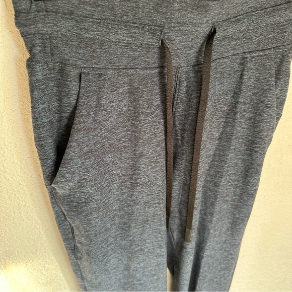 Lululemon Ready to Rulu High-Rise Cropped Jogger - Picture 5 of 11